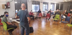 Charla sobre uso de GPS y apps móviles para el club de montaña Trepadores Cavernícolas